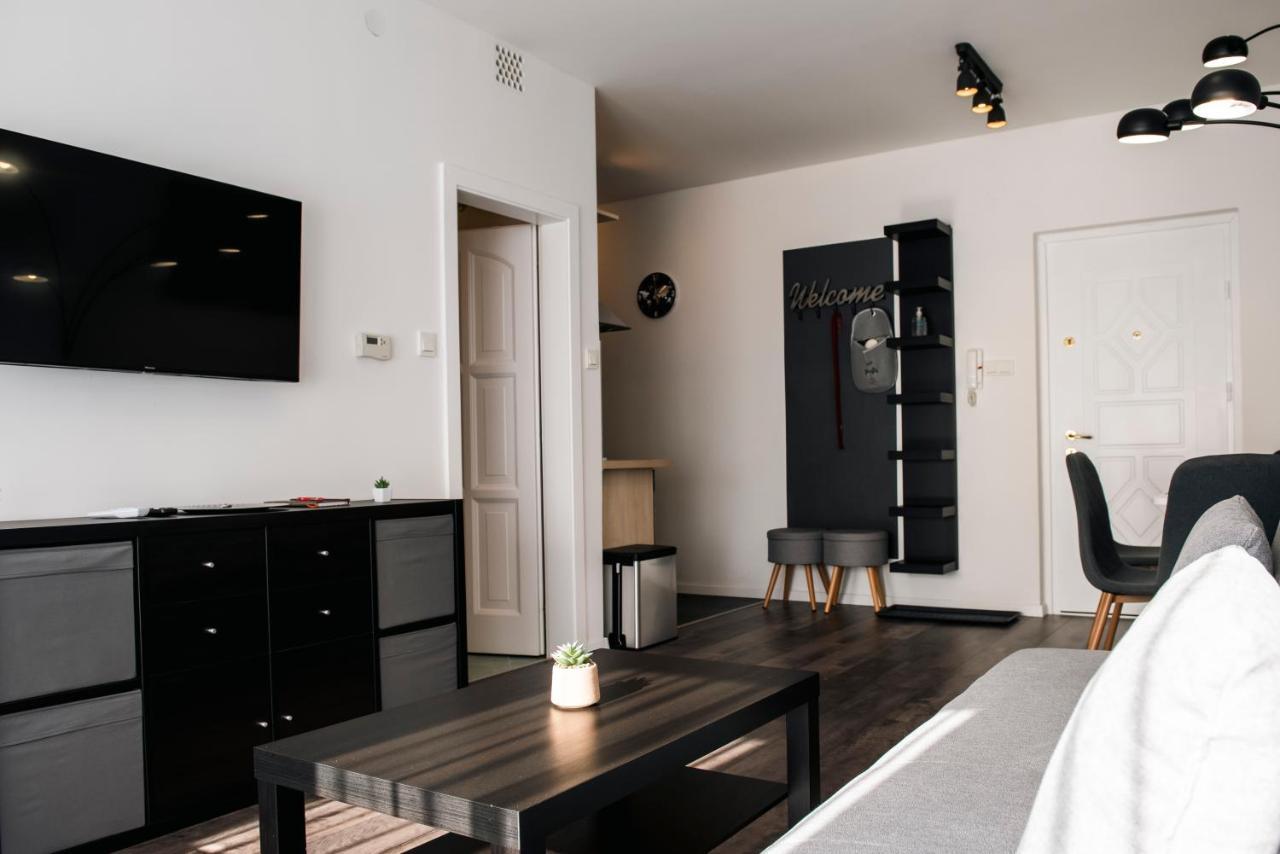 페치 Anavrin Apartman Free Parking 아파트 외부 사진