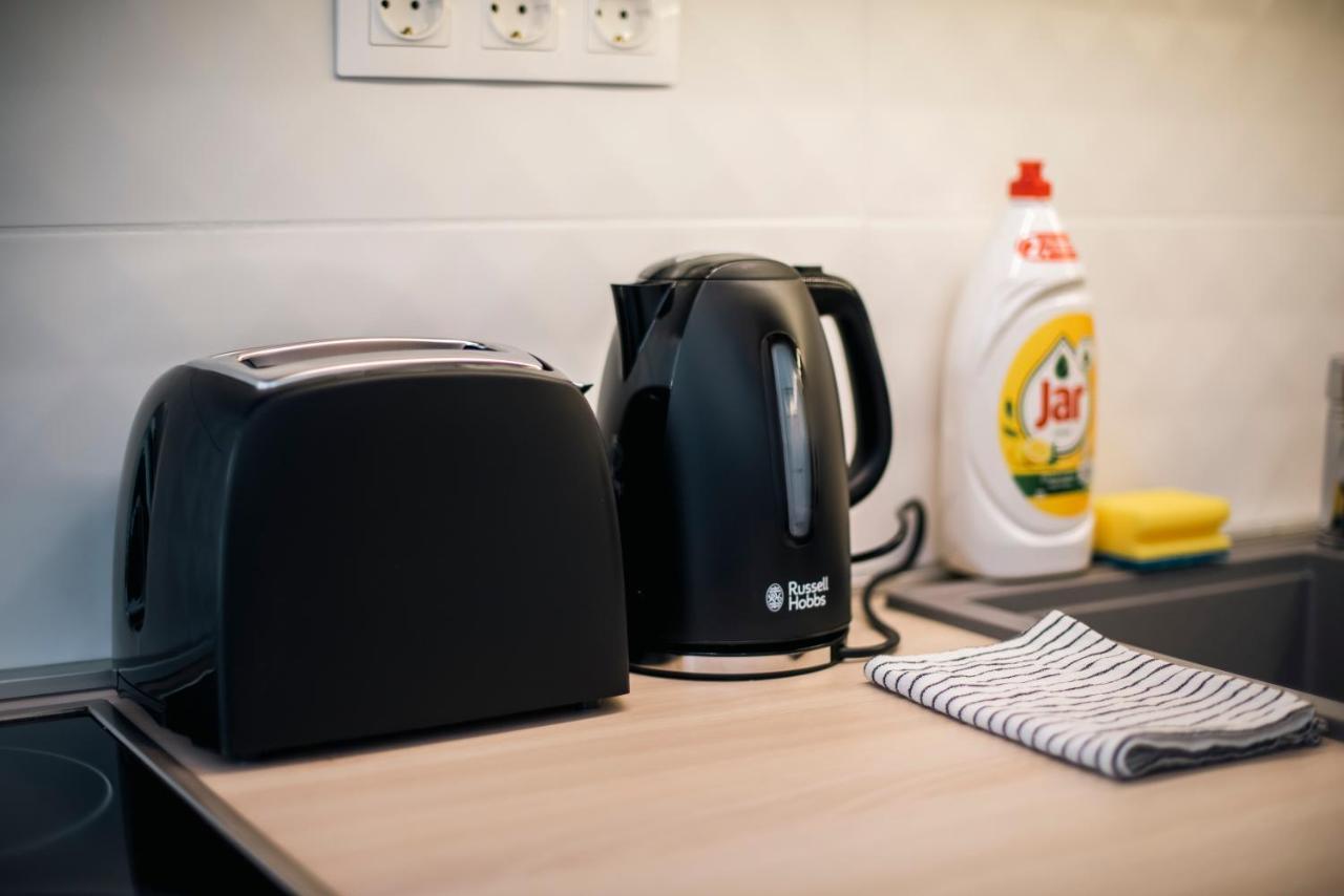 페치 Anavrin Apartman Free Parking 아파트 외부 사진