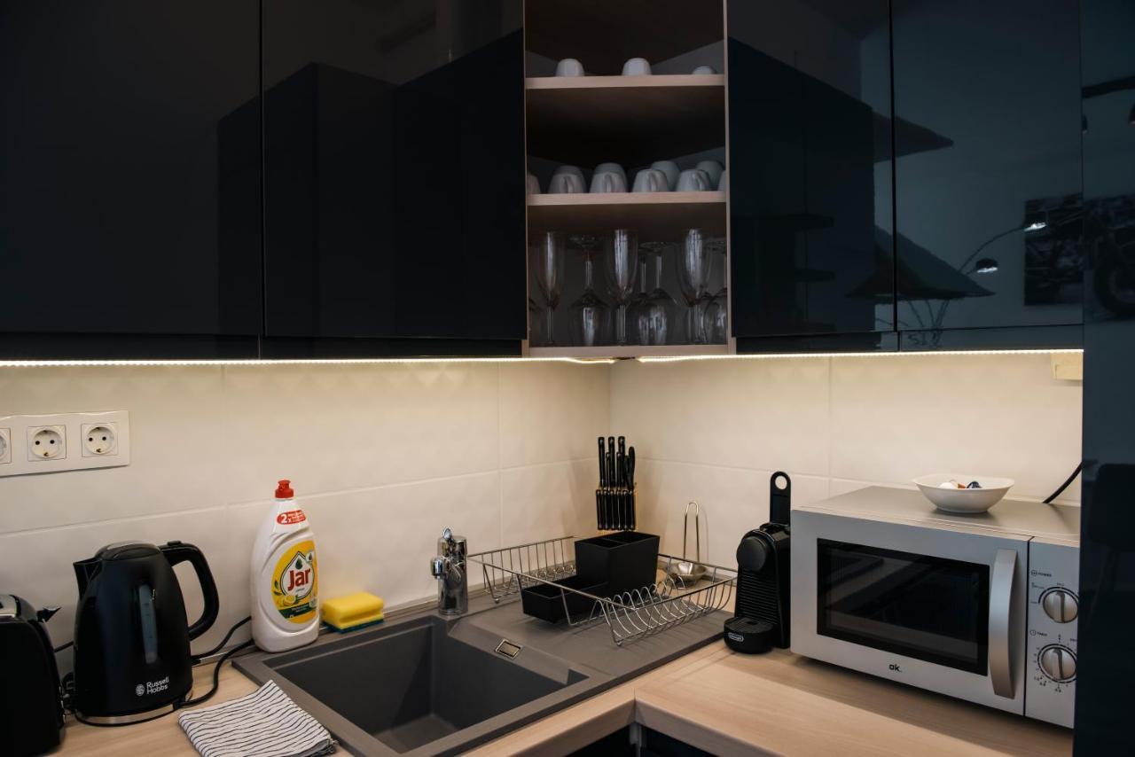 페치 Anavrin Apartman Free Parking 아파트 외부 사진
